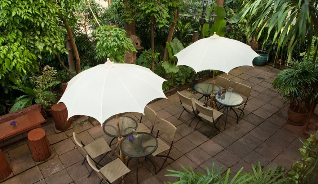 Silom City Hotel Banguecoque Exterior foto