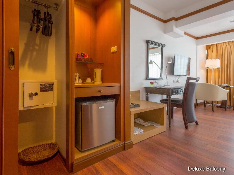 Silom City Hotel Banguecoque Quarto foto