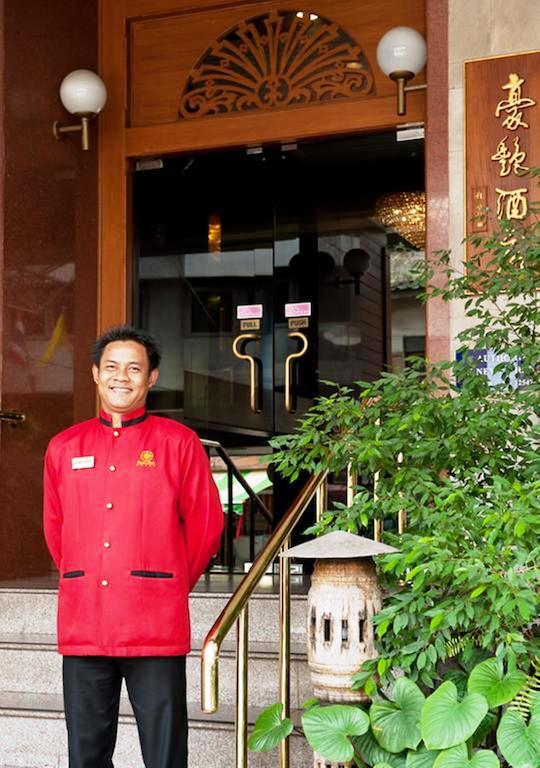 Silom City Hotel Banguecoque Exterior foto